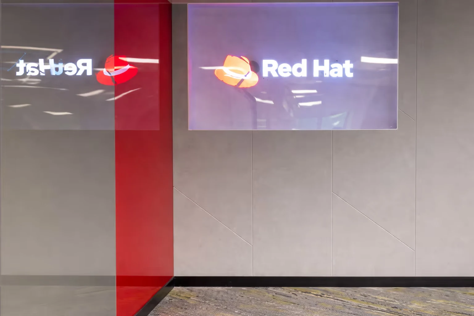 Holographic displays in corporate environment