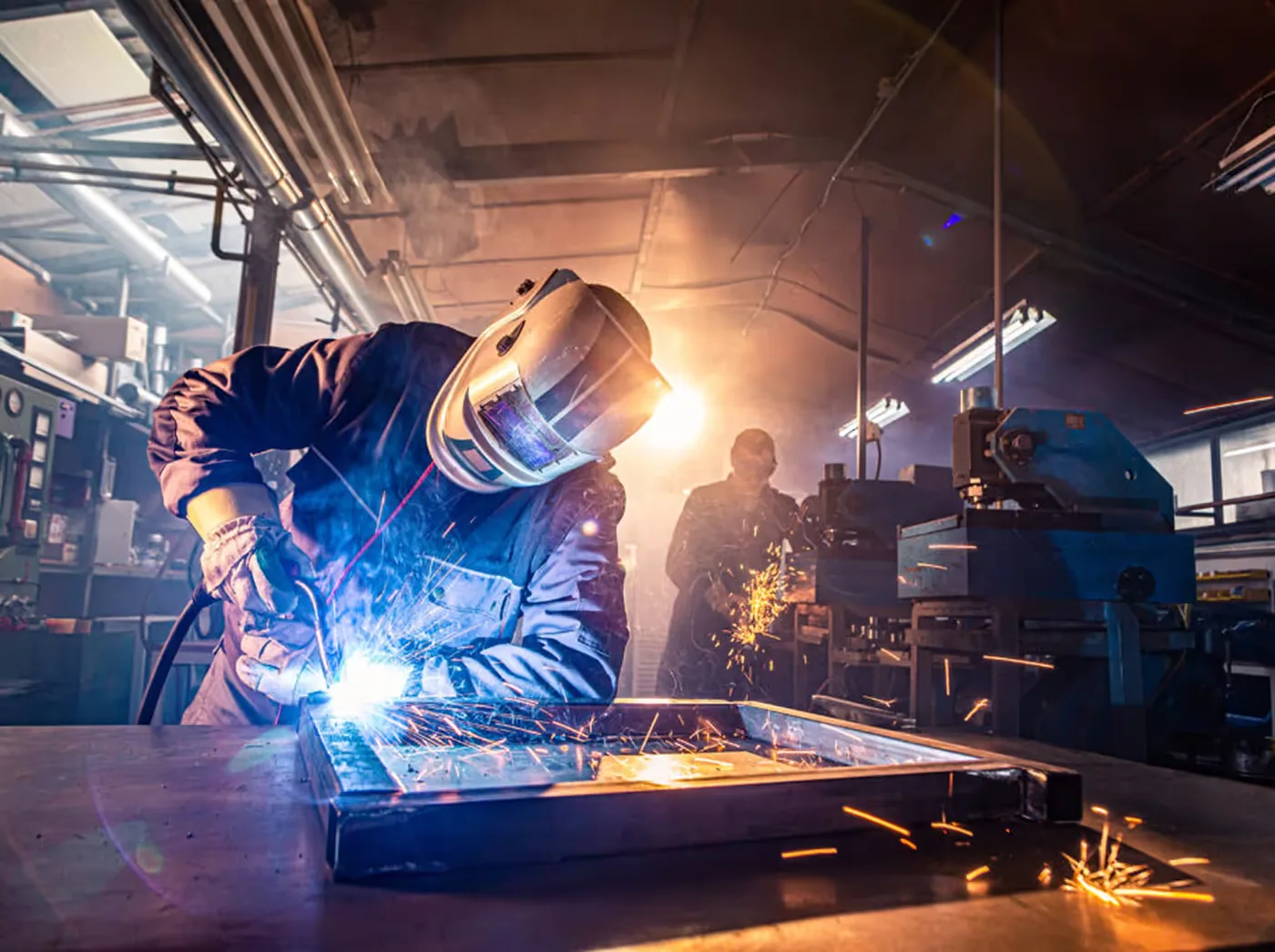 Traditional welding and shopfloor training challenges in manufacturing